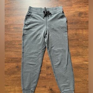 Lululemon Women’s Sweatpant Joggers Size‎ 8